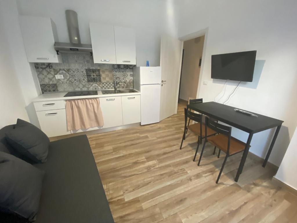 Hotel Residence Villa Nina Spotorno Zewnętrze zdjęcie